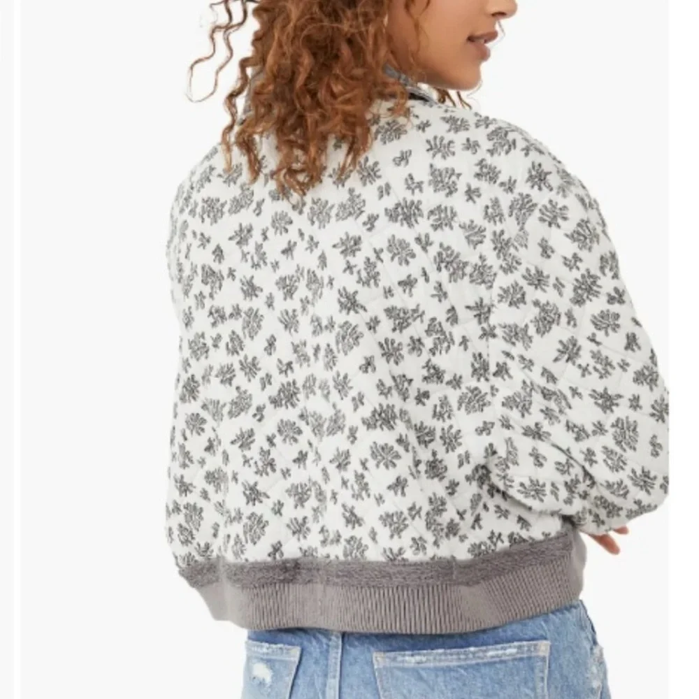 Free People Ditsy Denim Mixed Fabric Quilted Jacket SZ M / L Blue Off White - Picture 6 of 12